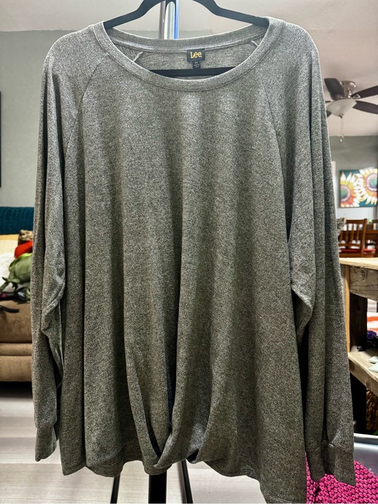 Lee Tops - Lee Women's Heather Gray Long Sleeve Top